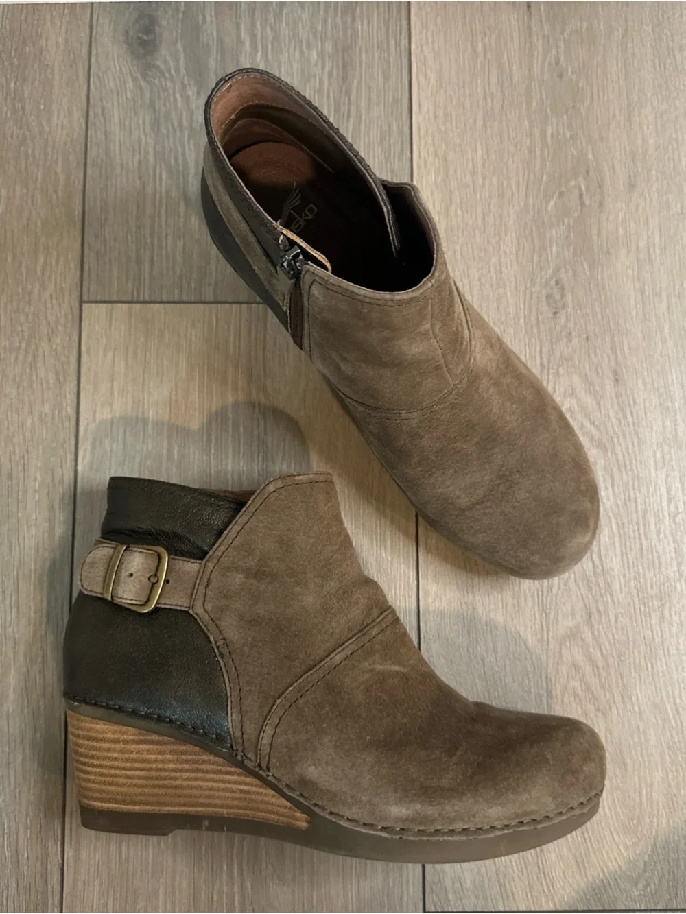 Dansko Shirley Wedge Suede Leather Ankle Booties EUR 41 USA Women 10.5-11 Brown